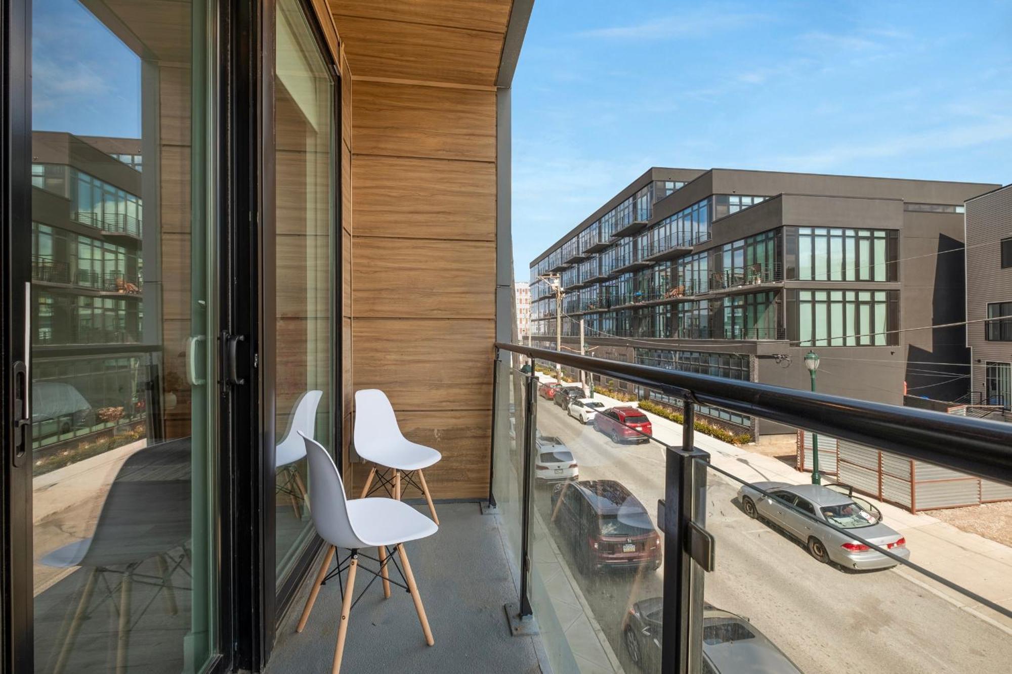 Xl Nolibs Wfh Ready Apartment Philadelphia