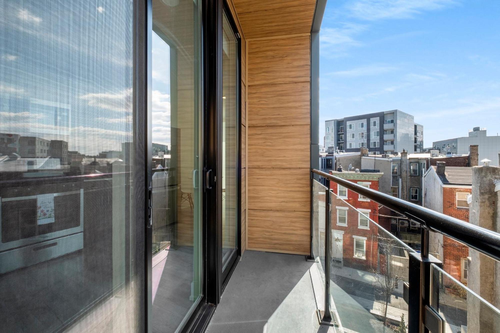 Xl Nolibs Wfh Ready Apartment Philadelphia